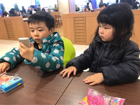 {FEE94908-F6DF-4BFD-8D05-6606570874E4}